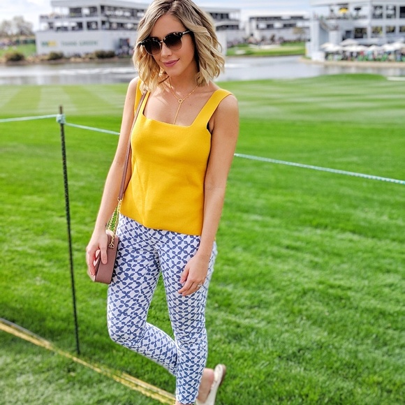 Meet your Posher, Carla - Picture 4 of 8